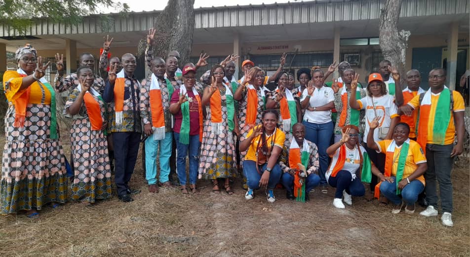 Agboville : Elèves et encadreurs du lycée moderne 3 rendent hommage aux Éléphants de Côte d’Ivoire