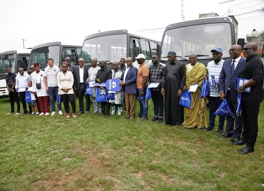 Idriss Diallo facilite l'acquisition de cars neufs aux clubs - Les présidents des clubs: "Merci au président de la FIF parce que ce projet était attendu de tous"