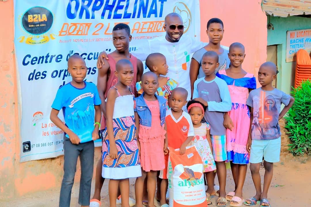 Action sociale : Un cadre d’Agboville soulage les enfants de l’orphelinat B2LA et d’une école coranique