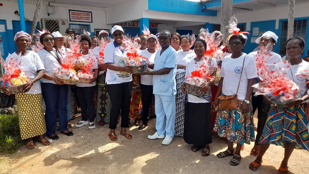 Fête des mères: Les étoiles brillantes d’Agboville célèbrent les mamans de la maternité du CHR