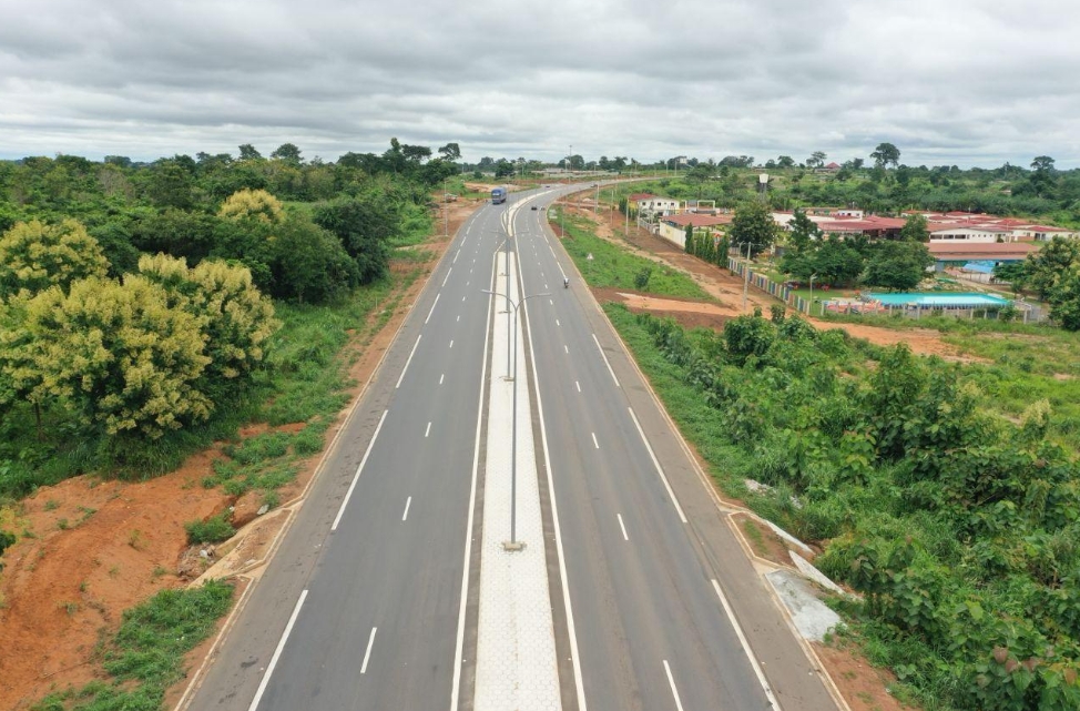 La Côte d'Ivoire passe de 25 000 km à plus de 82 000 km de routes bitumées : Plus de trois mille milliards de FCFA dépensés