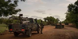 Tension à la frontière ivoiro-burkinabé: Une colonne de véhicules militaires sème le trouble