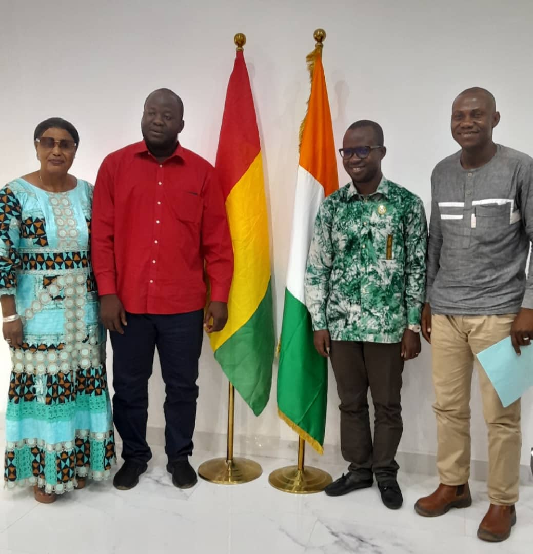 Après l'incident survenu au poste frontalier Côte d'Ivoire - Guinée, le maire de la ville guinéenne Lola en visite de travail à Danané