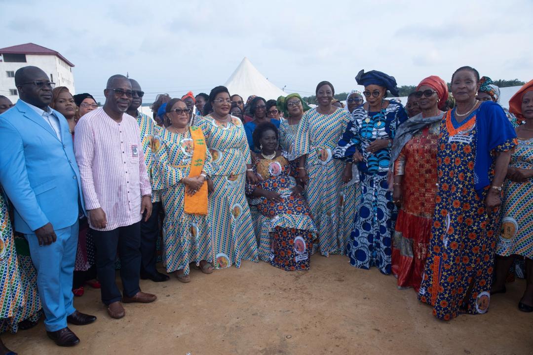 Autonomisation de la femme : Kandia Camara prend un engagement auprès des femmes de la région des Grands Ponts 