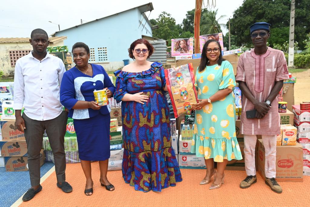 La Pouponnière de Dabou reçoit d'importants dons en vivres et non vivres de la part de la Fondation Children Of Africa