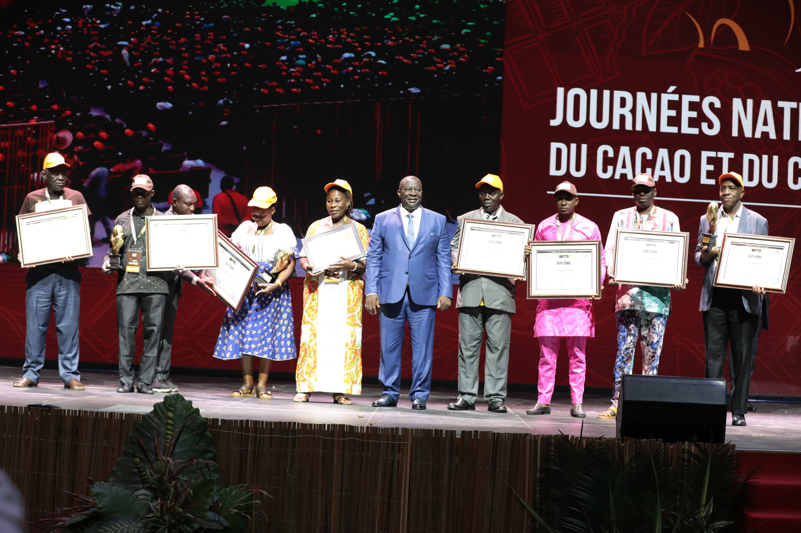 JNCC 2024: Mmes Kacou N'Dri et Kouakou Albertine, deux productrices de Cacao, distinguées