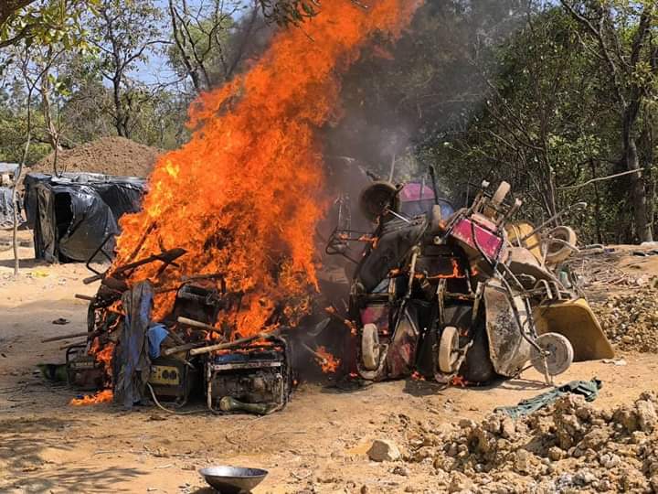 Lutte contre l'orpaillage illégal à Tengrela: 03 individus interpellés et un important lots de matériels détruits par la gendarmerie