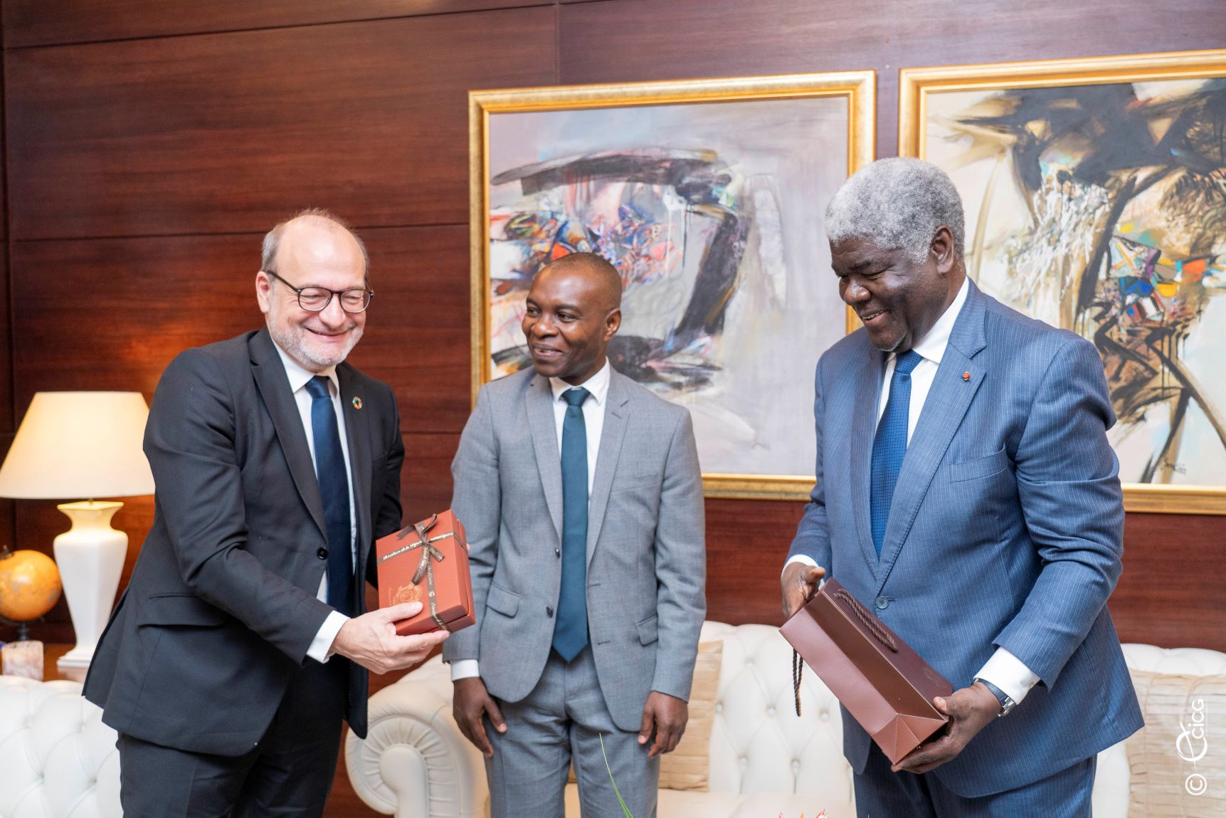 Côte d'Ivoire : Les marchés de Bouaké et de Yopougon bientôt construits grâce à deux conventions signées entre le gouvernement ivoirien et l'AFD