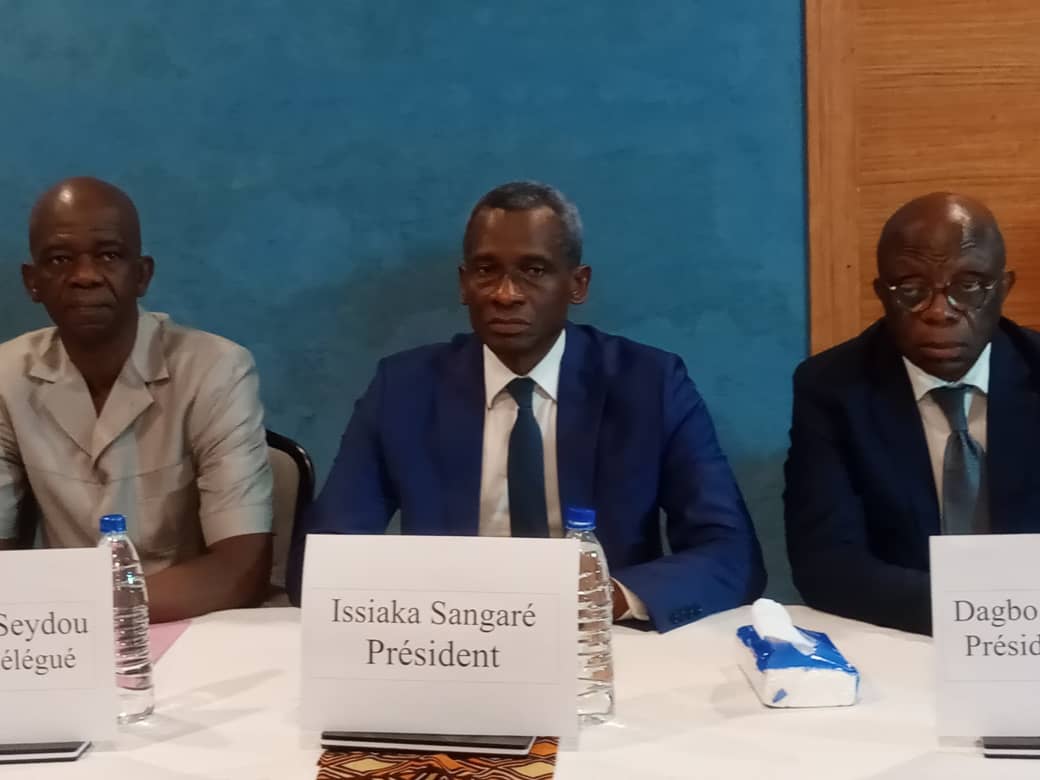 FPI : L’ex-SG Issiaka Sangaré et ses camarades du Courant ‘’Démocratie et valeurs’’ ne reconnaissent pas le 5ème congrès ordinaire de Yamoussoukro