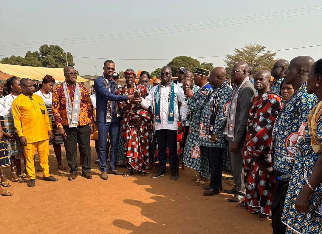 Karim Ouattara en mission pour la paix et la cohésion sociale à Tiébissou: Le DGA de la LONACI fait "fils du Canton Nanafouè-Dan" et baptisé "Kouamé Kohuessou"