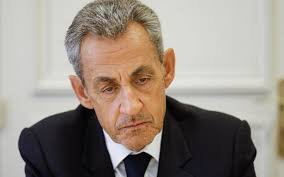 Nicolas Sarkozy condamné à la prison avec port de bracelet électronique